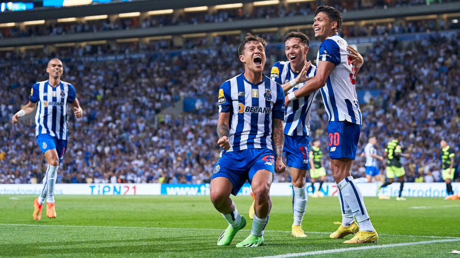 里程碑夜！波尔图战术微调，欧联今晨刷纪录，悬念犹存，球探报告显示潜力的简单介绍